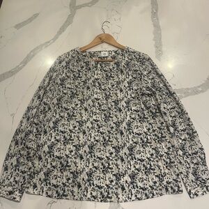 Cabi Blouse Womens Sz Med Blue Floral Bianca Long Sleeve Ruffle Neck Cuffs NWOT